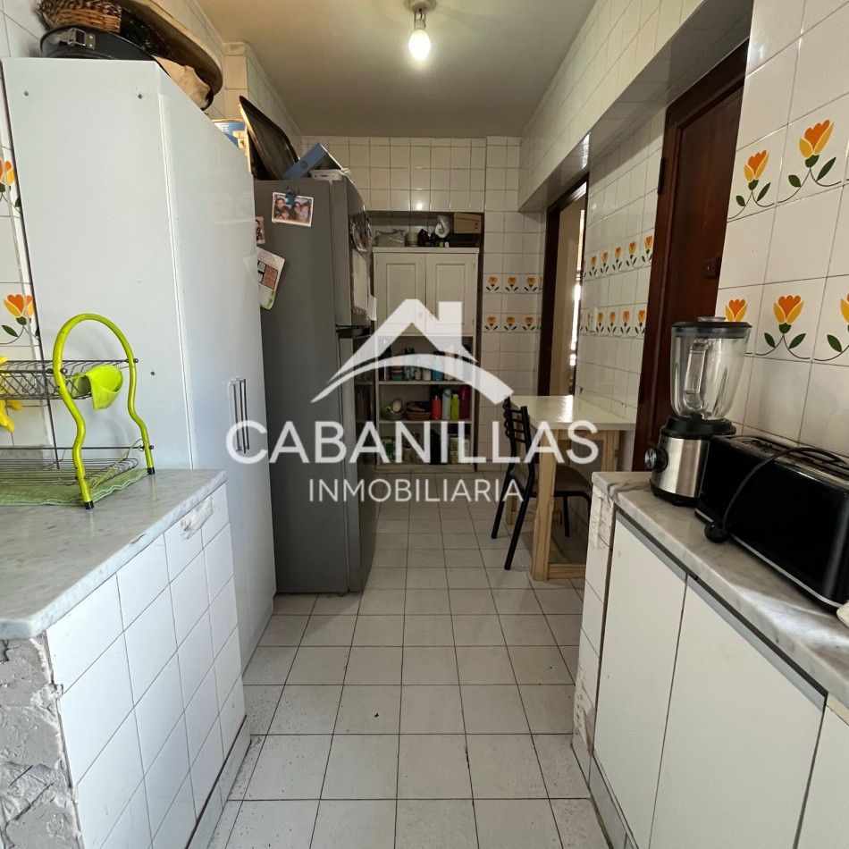 Departamento de 3 dormitorios con cochera y balcon en el Barrio Centro de la ciudad de Salta